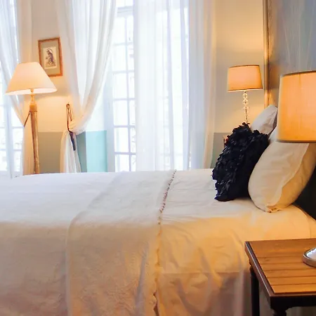 Bed and breakfast L'invitation Au Voyage Burdeos