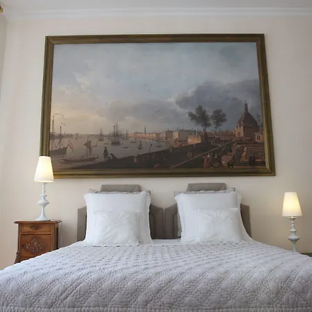 L'invitation Au Voyage Burdeos