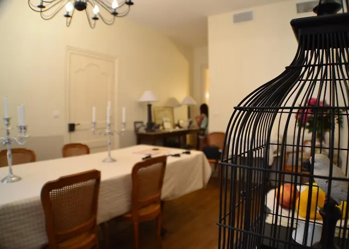 L'invitation Au Voyage Oda ve Kahvaltı Bordeaux