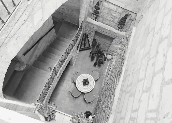 Oda ve Kahvaltı L'invitation Au Voyage 4*