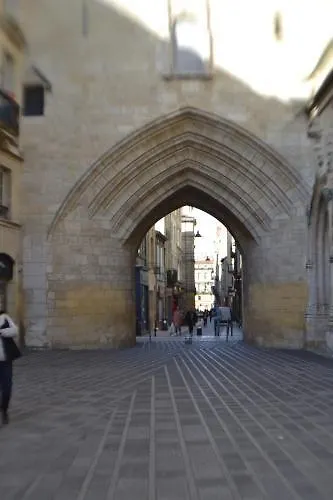 L'invitation Au Voyage 4*